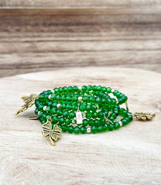 Green clover sparkle bracelet🍀